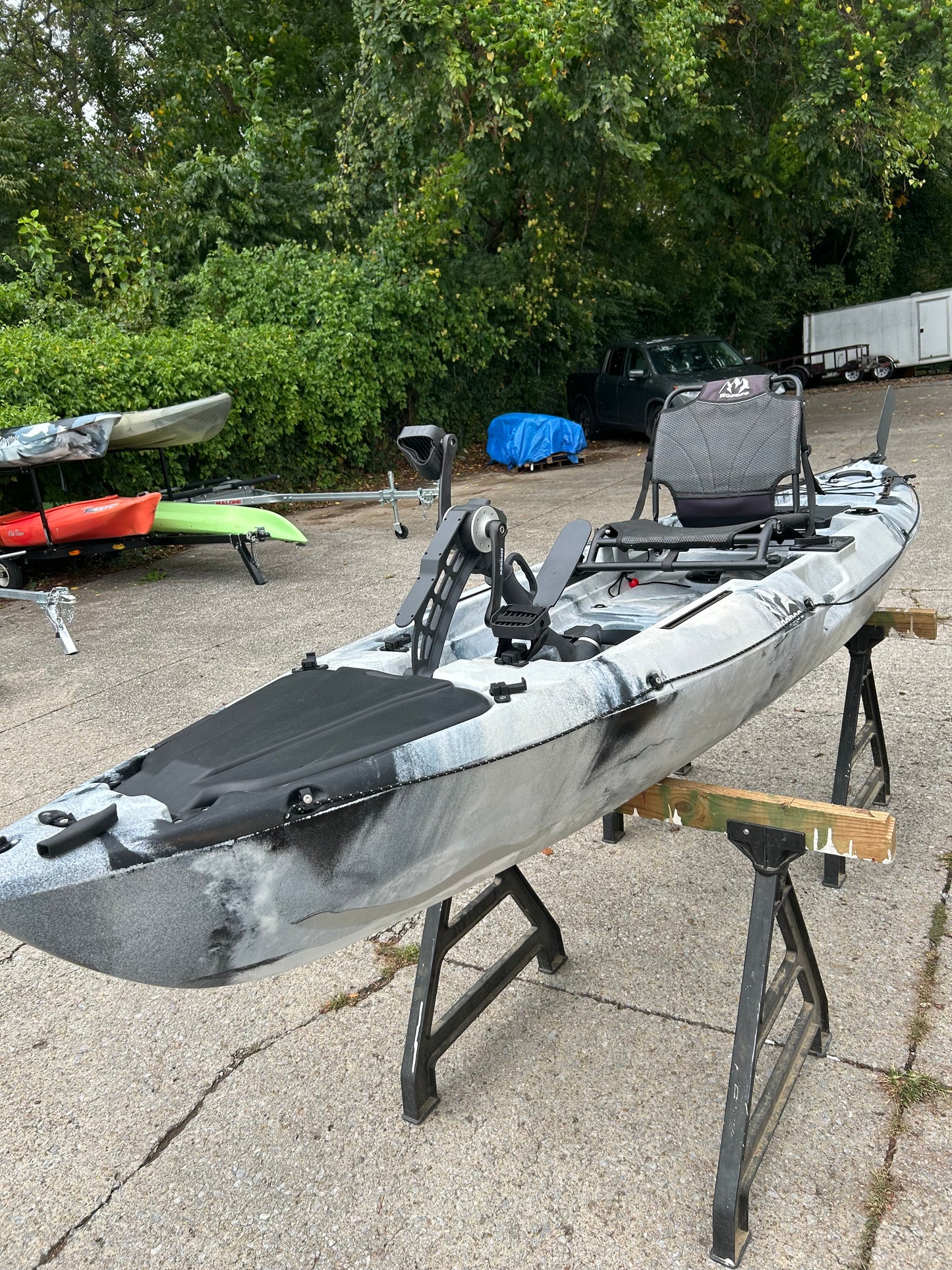 Used Hoodoo Tempest 120 Grey Mist