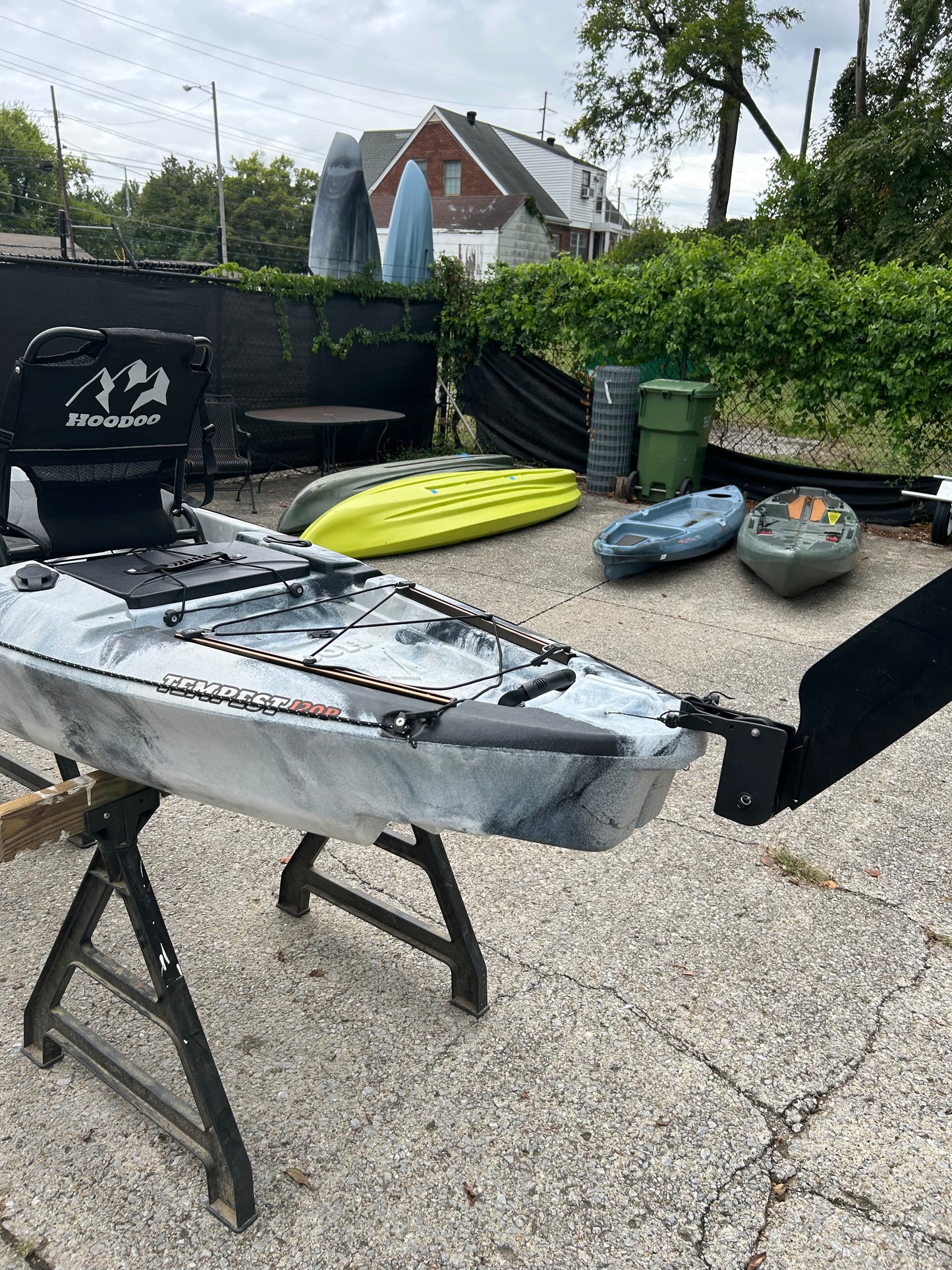 Used Hoodoo Tempest 120 Grey Mist
