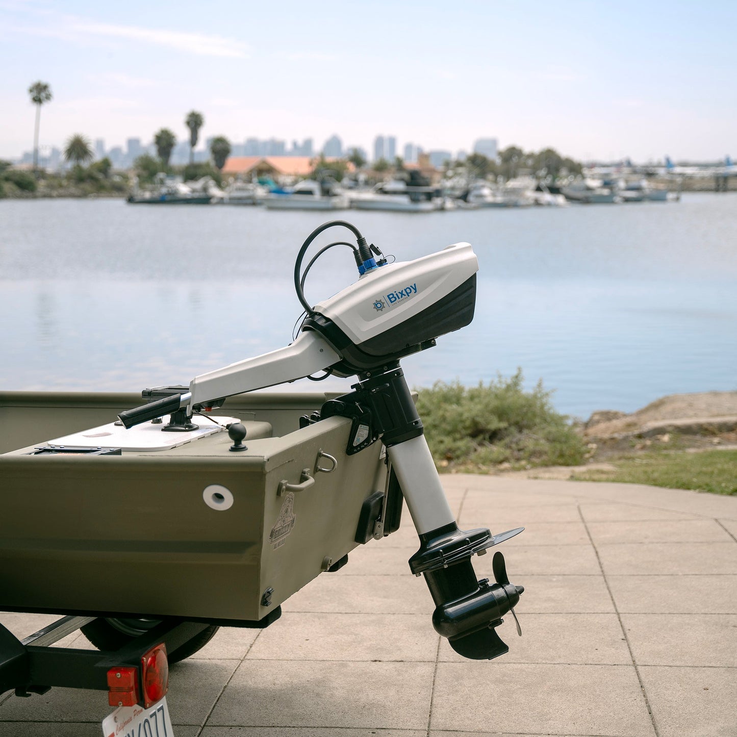 Bixpy N-3 Outboard Motor and Battery Kit