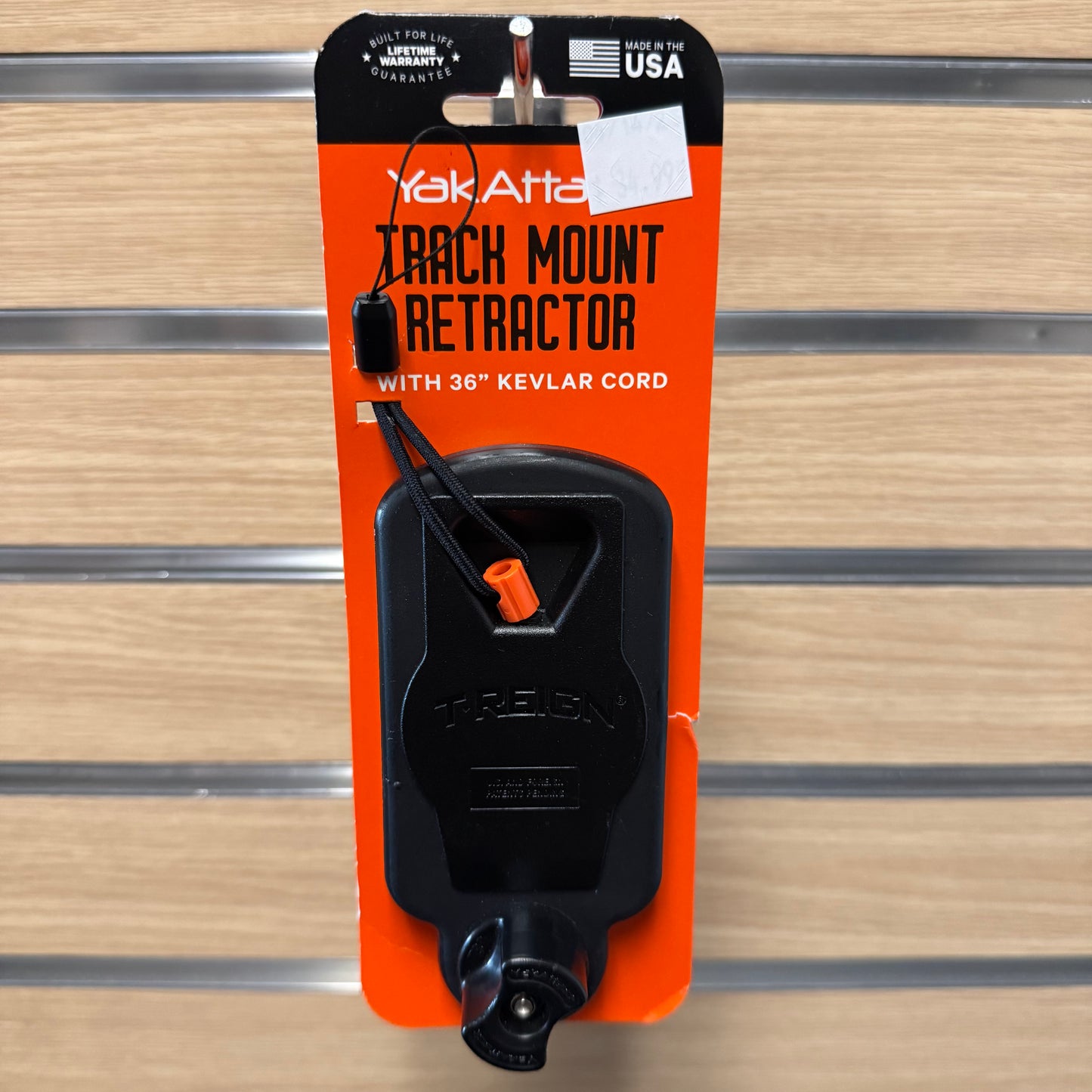 YakAttack Track Mount Retractor, Includes MightyBolt and Knob